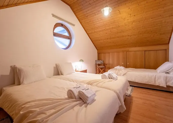 Retiro Do Burel Penhas da Saúde